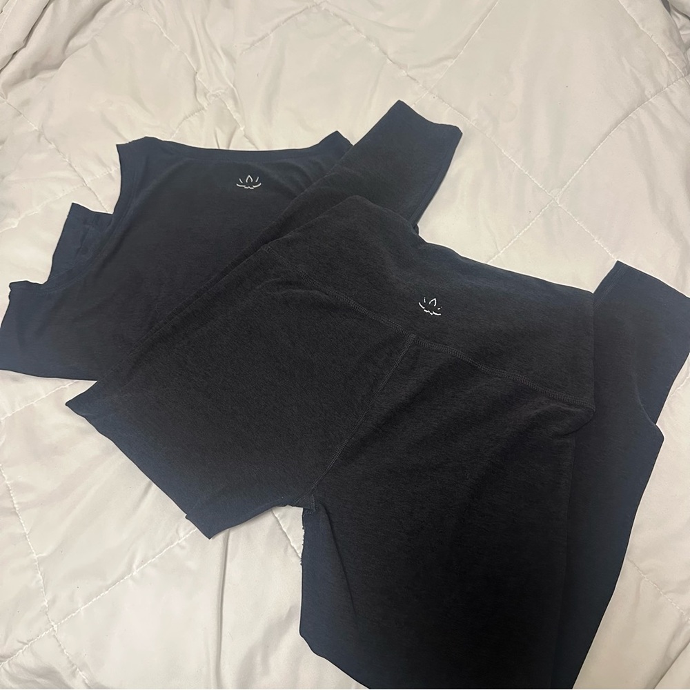 SOLD: Beyond Yoga Black Tank Top & Leggings Set